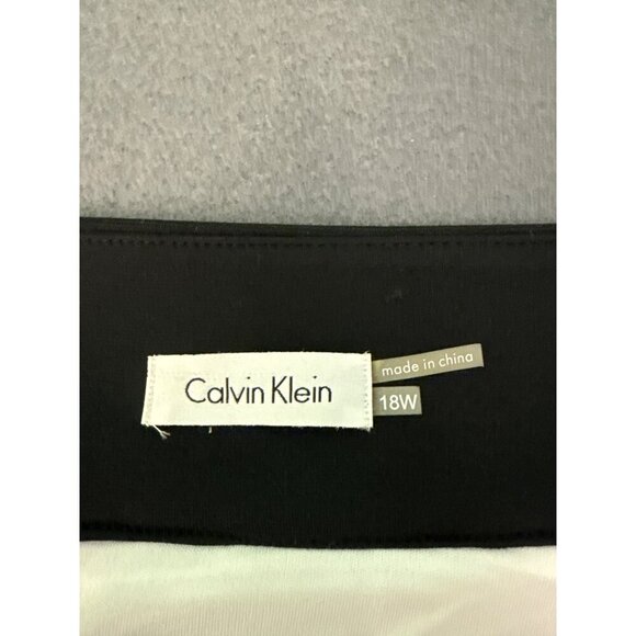 Calvin Klein Black & White Sleeveless Sheath Dress With Wavy Textured Front - Picture 7 of 7